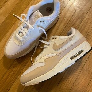NEW Nike Air Max 1
Pale Ivory Sanddrift (Women's)